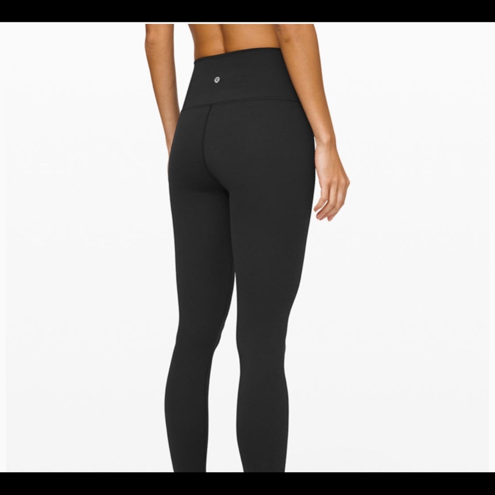 Lululemon black wunder under
